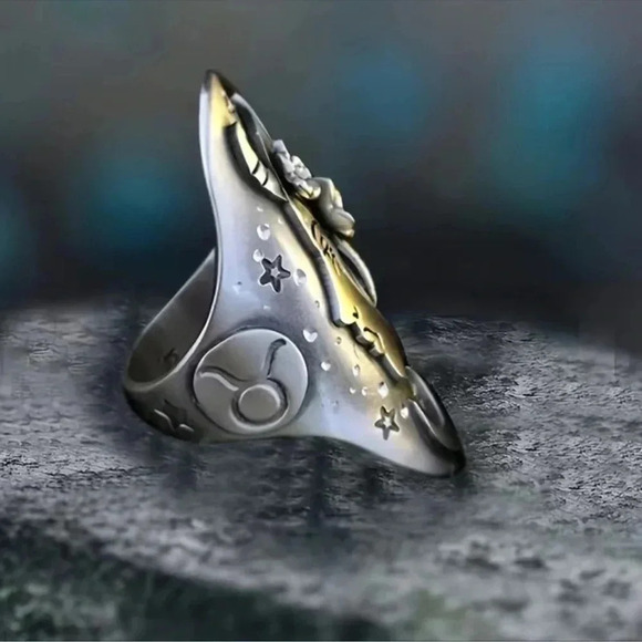 Silver Bohemian Woman Face Silver Ring - Picture 5 of 8